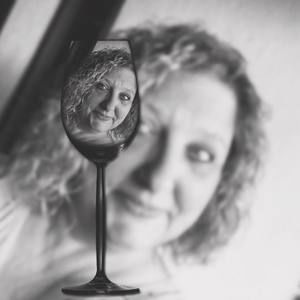 Meet your Posher, Suzanne